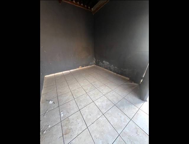 11 BEDROOM HOUSE FOR SALE IN TEMBISA CENTRAL